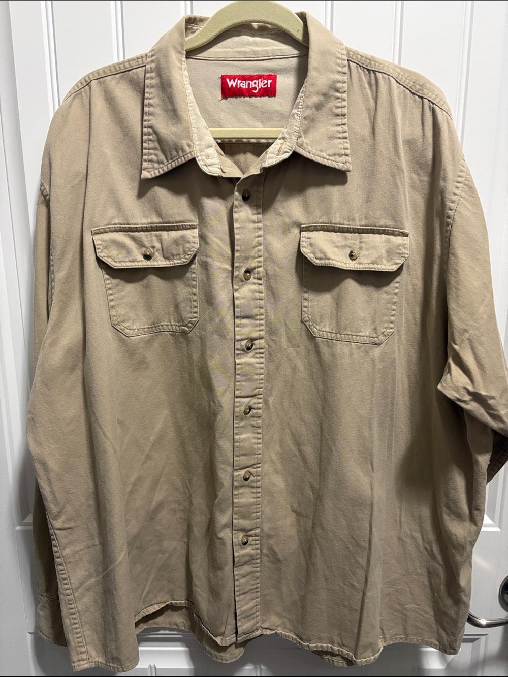 Wrangler Men’s Khaki Tan Workwear Button Down Shirt Oversized